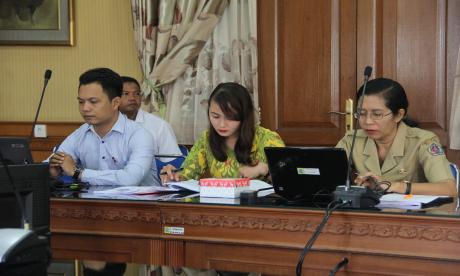 Foto Presentasi awal Penelitian Model Kebijakan  dan komunikasi Pembangunan Dalam Penanganan Gepeng 